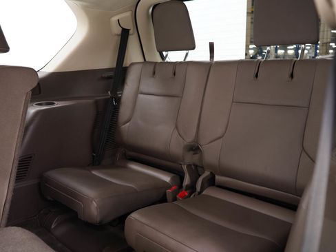 Used 2018 Lexus GX 460 Premium w/ Premium Package AWD/4WD image 14