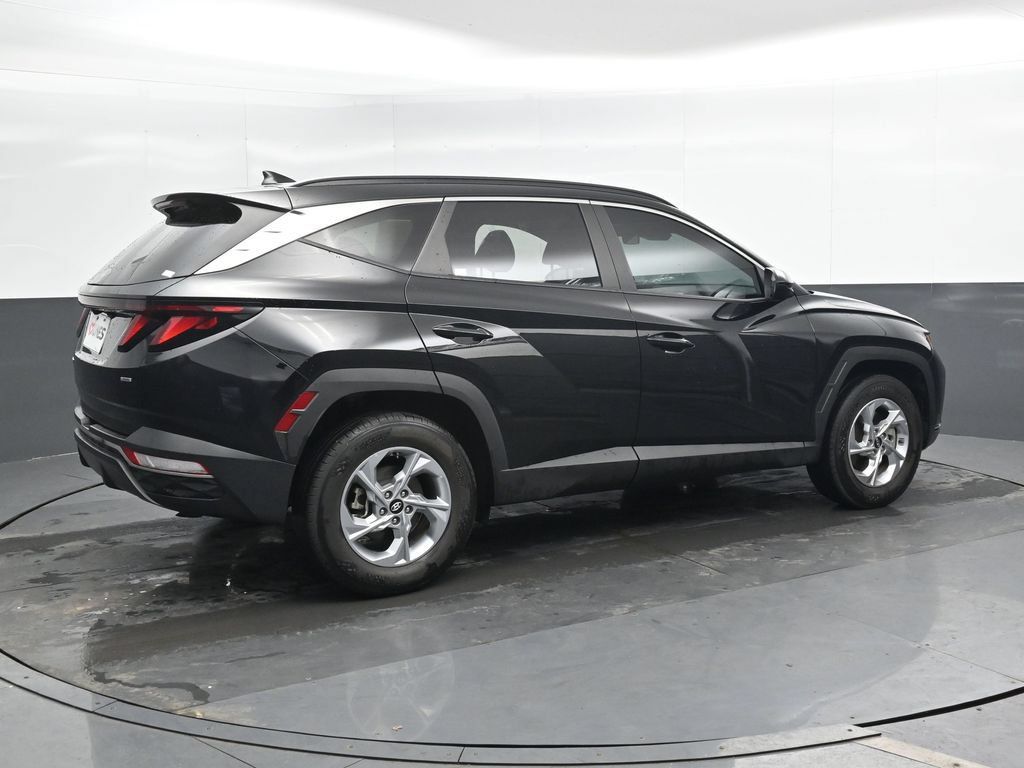 Used 2024 Hyundai Tucson SEL AWD/4WD image 3