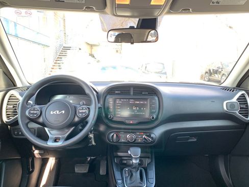 Used 2025 Kia Soul LX w/ LX Technology Package image 31