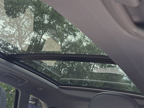 New 2025 Audi Q5 Premium Plus image 16