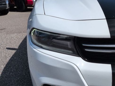 Used 2016 Dodge Charger SXT RWD image 10