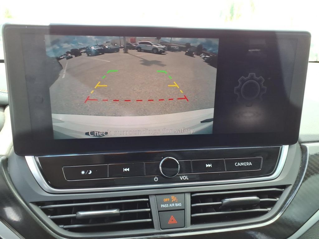 Used 2023 Nissan Altima 2.5 SR AWD/4WD image 31
