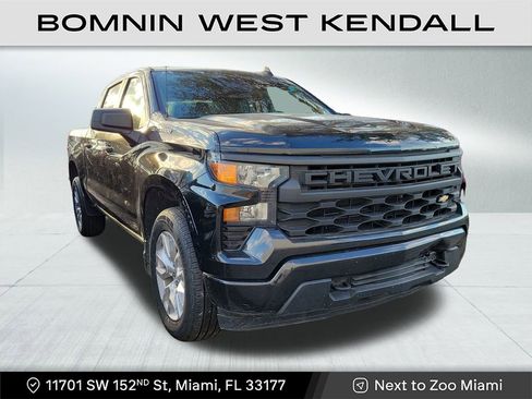 Used 2022 Chevrolet Silverado 1500 Custom image 1