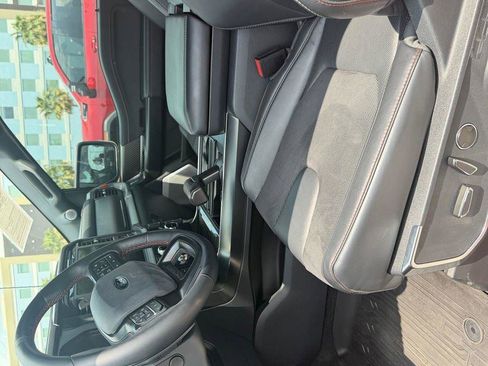 Used 2025 Ford F150 Raptor AWD/4WD image 4
