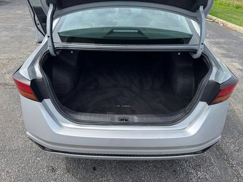 Used 2024 Nissan Altima 2.5 S FWD image 25