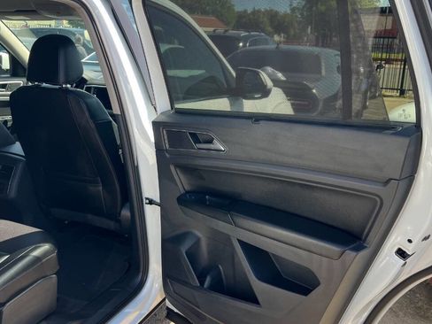 Used 2018 Volkswagen Atlas SE image 26