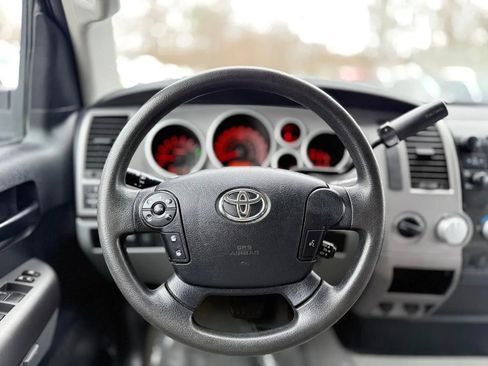 Used 2011 Toyota Tundra 4x4 Double Cab w/ Tow Pkg image 12