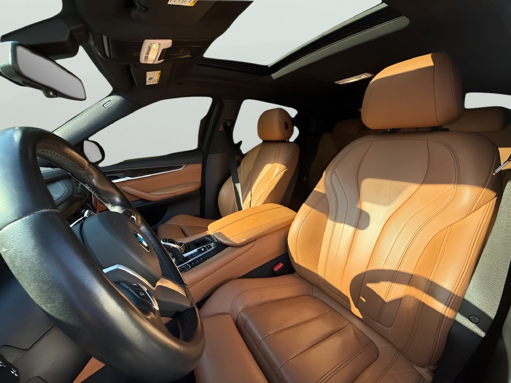 Used 2019 BMW X6 xDrive35i w/ M Sport Package AWD/4WD image 10