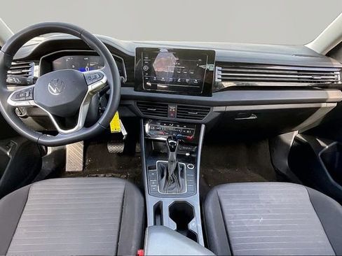 Used 2025 Volkswagen Jetta S image 7