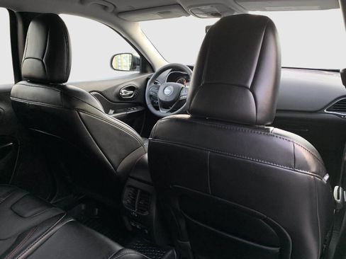 Used 2022 Jeep Cherokee Trailhawk w/ Premium Leather Package image 41