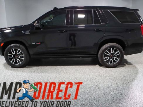 Used 2024 GMC Yukon AT4 w/ Max Trailering Package image 10