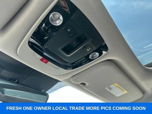 Used 2025 Kia Sorento S w/ Panoramic Sunroof Package FWD image 45