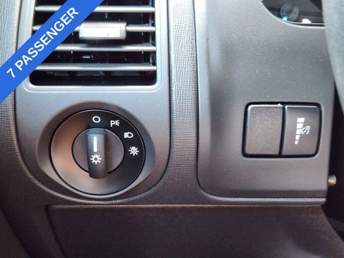 Used 2019 Ford Flex SE image 24