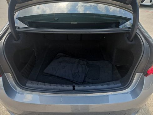 Used 2023 BMW 330i Sedan w/ Premium Package image 6