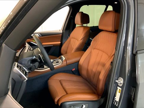 New 2026 BMW X5 xDrive40i image 9
