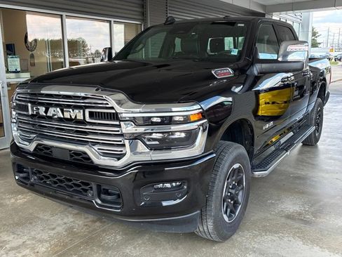 Used 2026 RAM 2500 Laramie AWD/4WD image 1