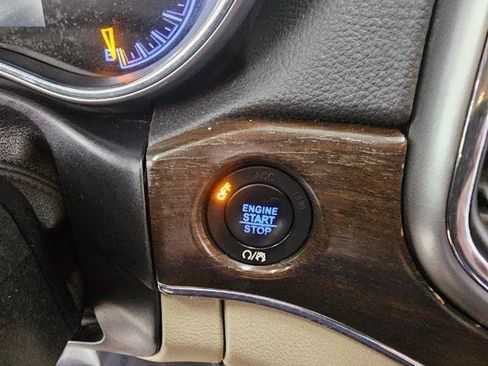 Used 2018 Jeep Grand Cherokee Limited w/ Trailer Tow Group IV image 15