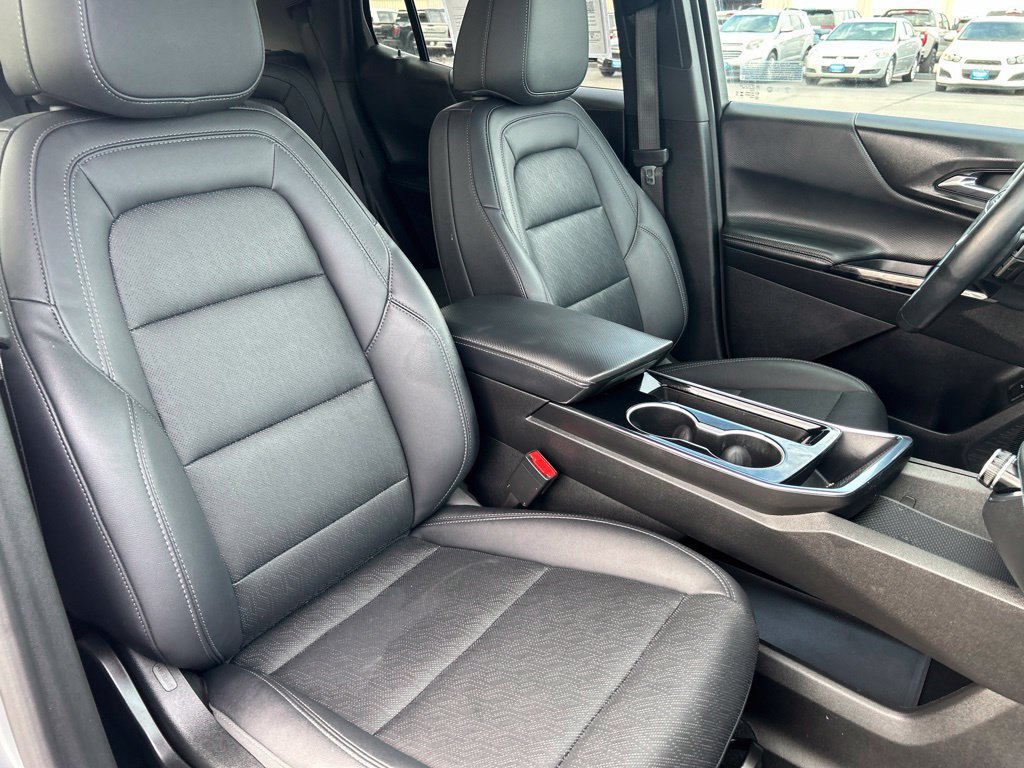 Used 2025 Chevrolet Equinox LT w/ Convenience Package II AWD/4WD image 19