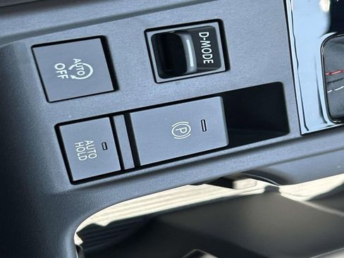 New 2026 Nissan Sentra SR w/ Floor Mat Package FWD image 28