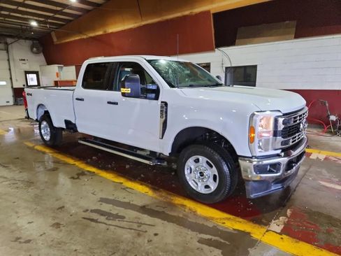 Used 2025 Ford F250 XLT AWD/4WD image 1