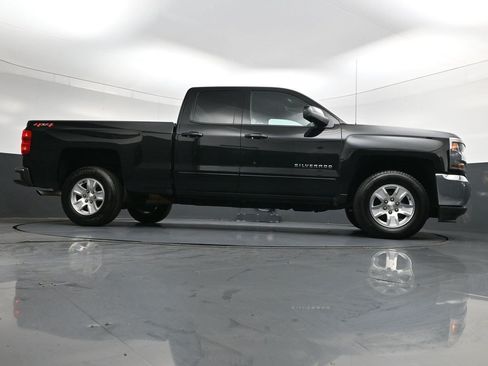 Used 2019 Chevrolet Silverado 1500 LT AWD/4WD image 33