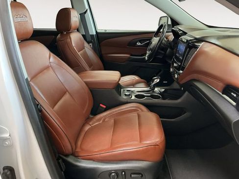 Used 2021 Chevrolet Traverse High Country AWD/4WD image 15