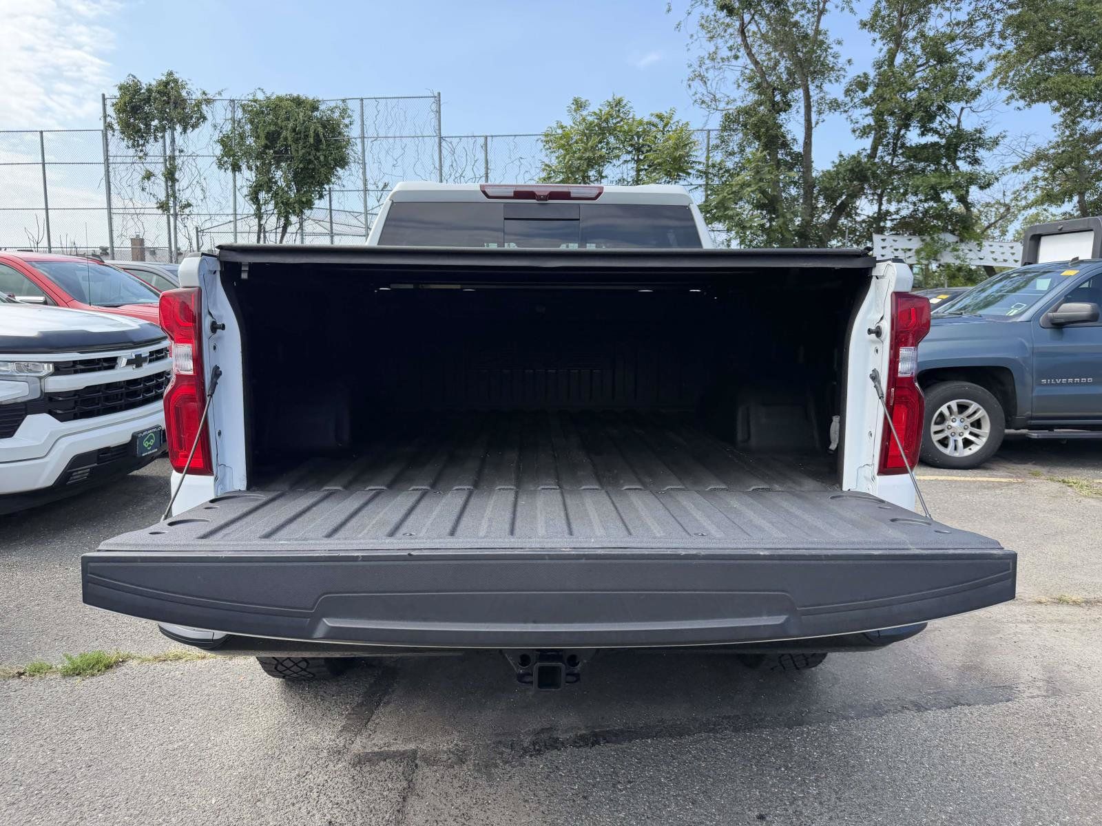 Used 2023 Chevrolet Silverado 1500 ZR2 w/ LPO, Dark Essentials Package AWD/4WD image 8