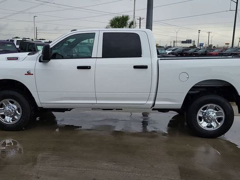New 2026 RAM 2500 Tradesman AWD/4WD image 5