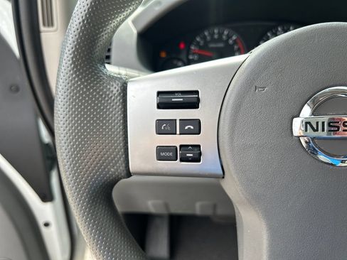Used 2018 Nissan Frontier SV AWD/4WD image 21