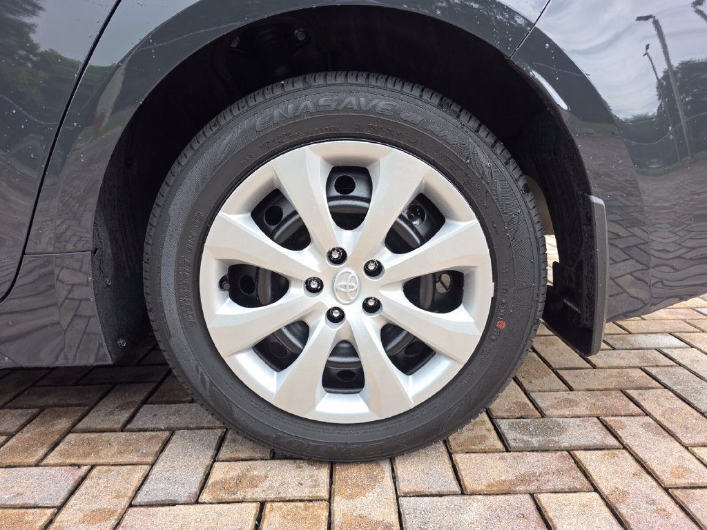 Used 2026 Toyota Corolla LE FWD image 19