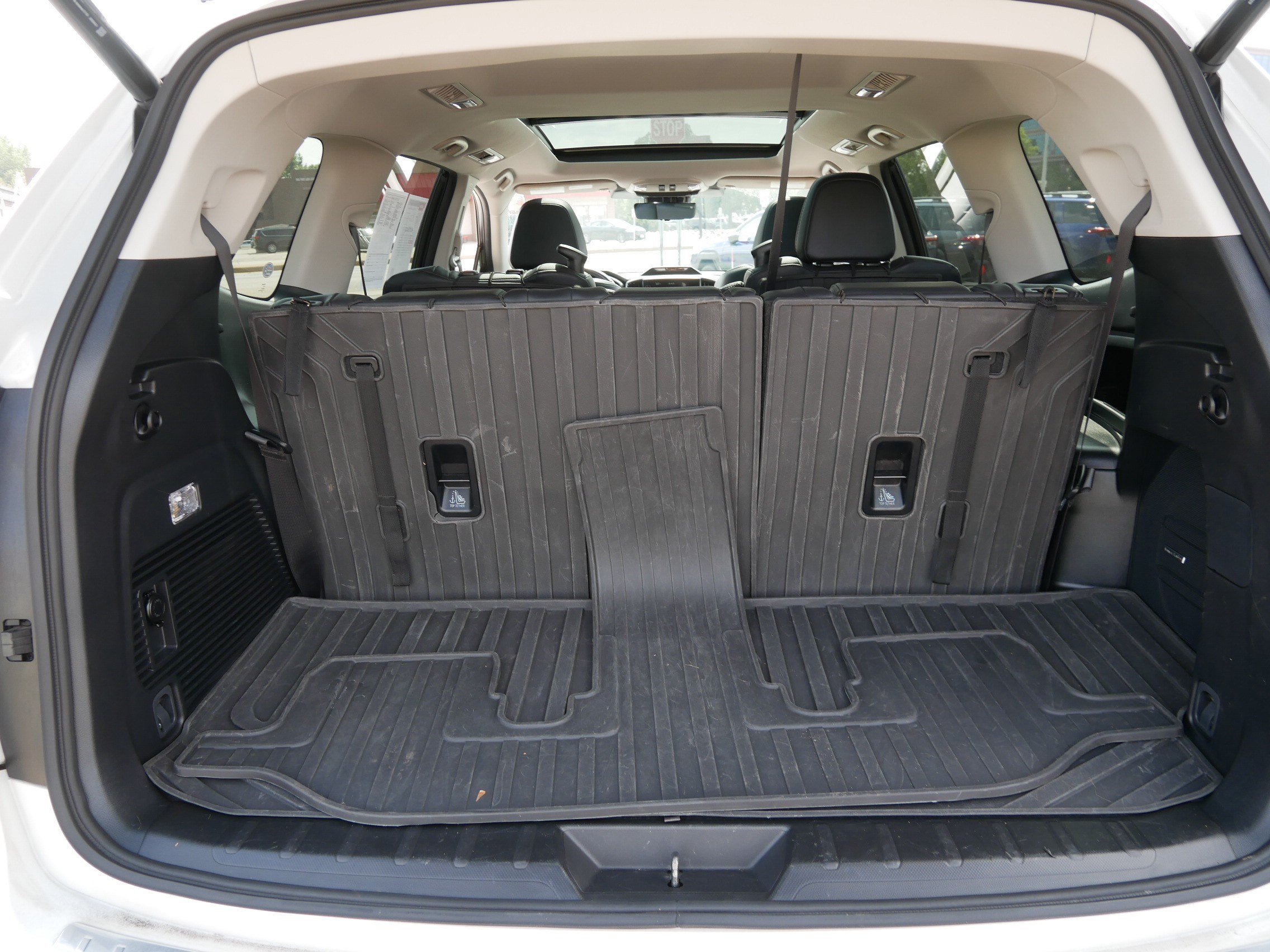 Used 2023 Subaru Ascent Touring AWD/4WD image 18