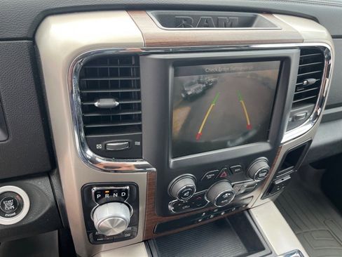 Used 2015 RAM 1500 Laramie w/ Convenience Group image 17