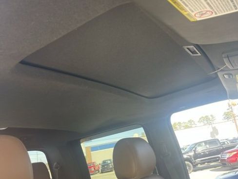 Used 2015 Ford F250 Platinum w/ FX4 Off-Road Package image 14