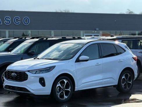 Used 2023 Ford Escape ST-Line Select w/ Tech Pack #2 image 30