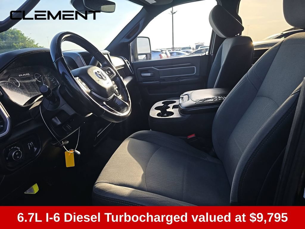 Used 2023 RAM 3500 Big Horn w/ Level 1 Equipment Group AWD/4WD image 4