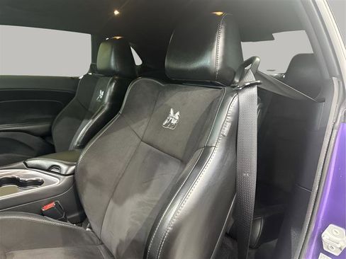 Used 2019 Dodge Challenger R/T Scat Pack w/ Shaker Package RWD image 12