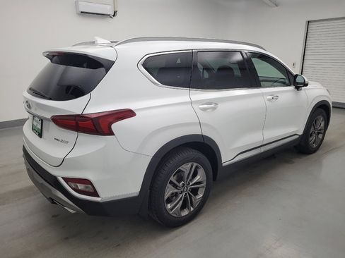 Used 2019 Hyundai Santa Fe AWD image 10
