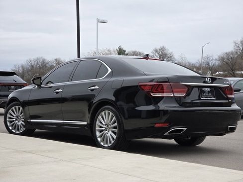 Used 2014 Lexus LS 460 AWD image 25