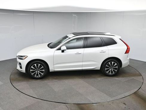 Used 2023 Volvo XC60 B5 Core image 36