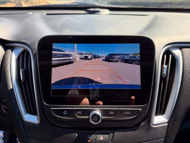 Used 2024 Chevrolet Malibu LT FWD image 24