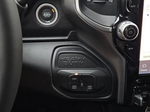 New 2026 RAM 2500 Big Horn AWD/4WD image 20