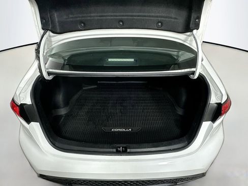 Used 2020 Toyota Corolla SE image 28