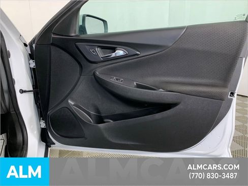 Used 2024 Chevrolet Malibu LT image 38