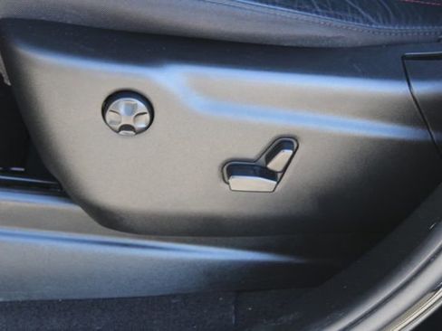 Used 2024 Dodge Durango GT image 34