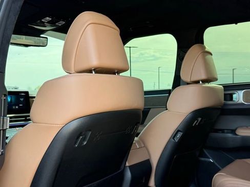 Used 2026 Hyundai Santa Fe Calligraphy image 19