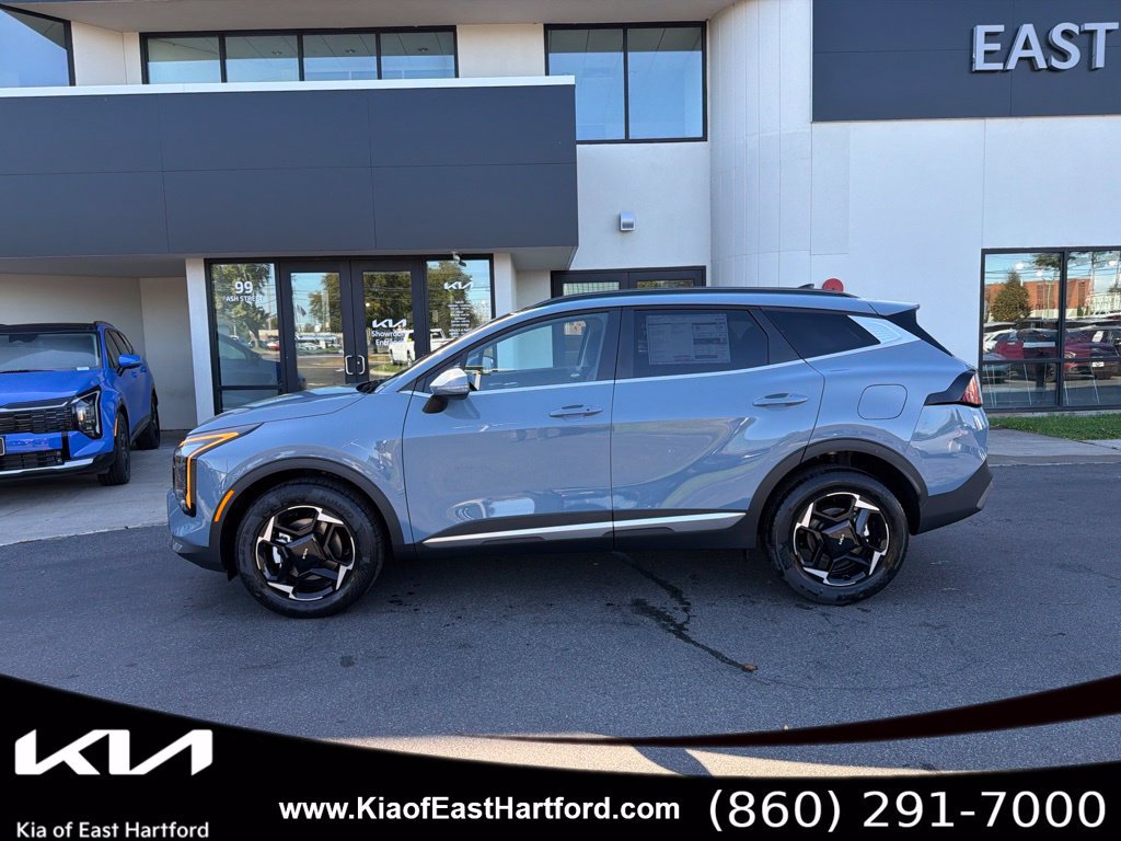 New 2027 Kia Sportage EX AWD/4WD image 2