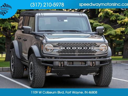 Used 2021 Ford Bronco Wildtrak image 3