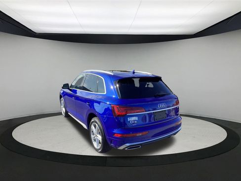 Used 2022 Audi Q5 e Premium Plus w/ Premium Plus Package image 6