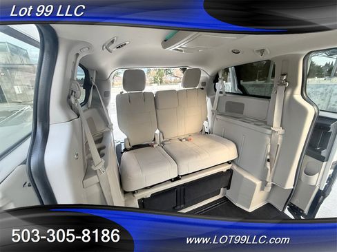 Used 2011 Dodge Grand Caravan Crew image 48