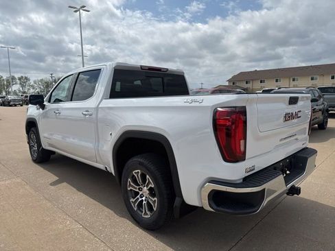 New 2026 GMC Sierra 1500 SLT w/ SLT Convenience Package AWD/4WD image 8